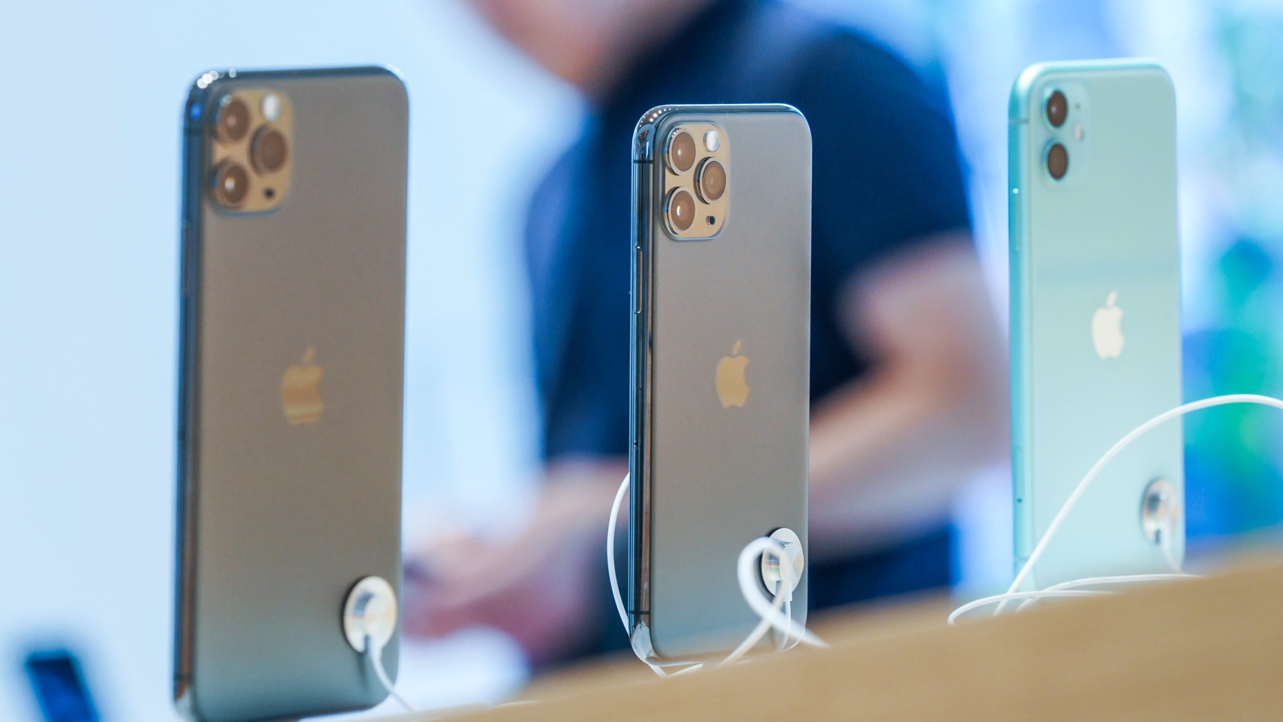 Procon-SP multa Apple em R$ 10 milhões por iPhone sem carregador