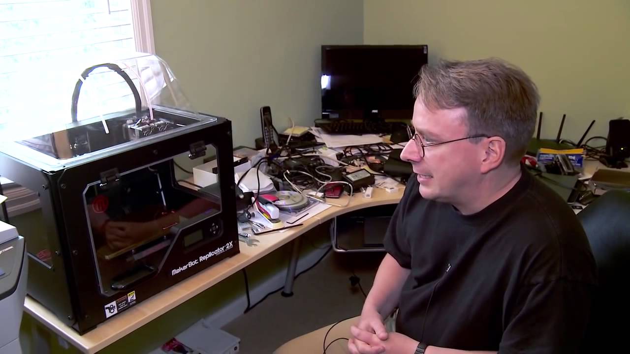 Linus Torvalds se oferece para construir pedal de efeitos de guitarra
